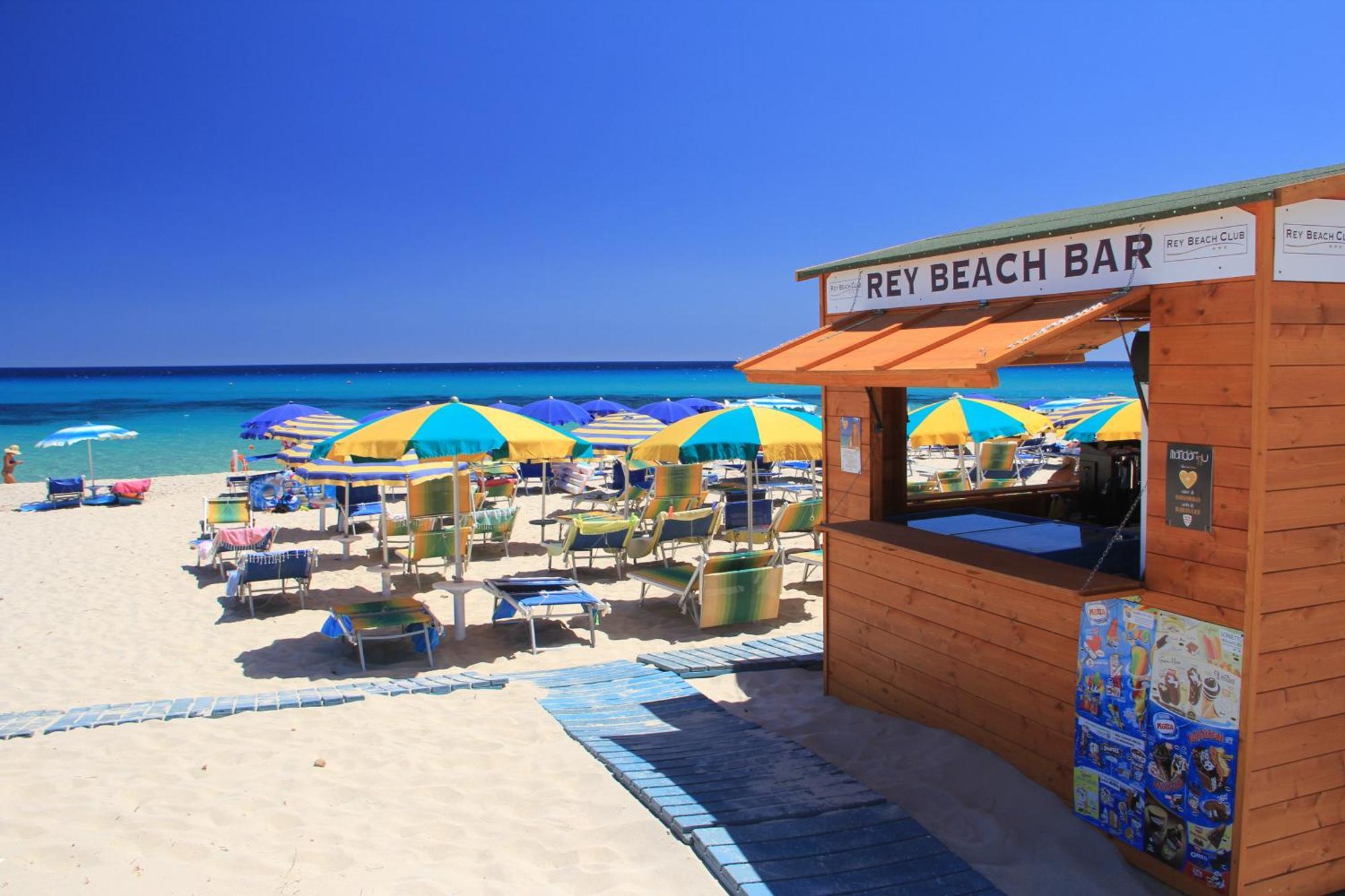 Rey Beach Club Monte Nai Εξωτερικό φωτογραφία